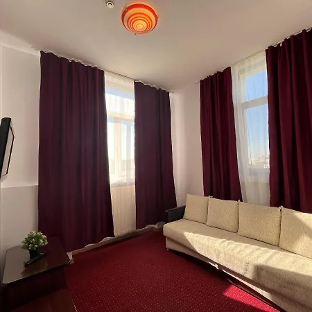 Отель Tineretului