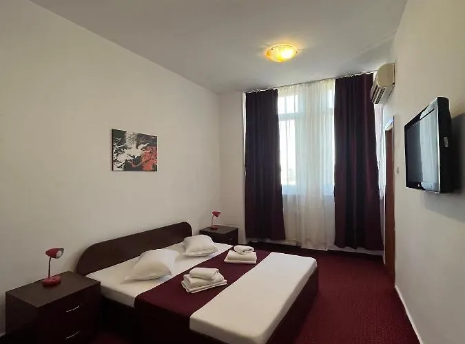Hotel Tineretului